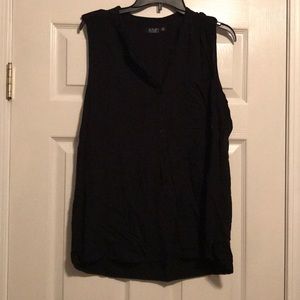 Black tank with buttons and pocket detail - 1X